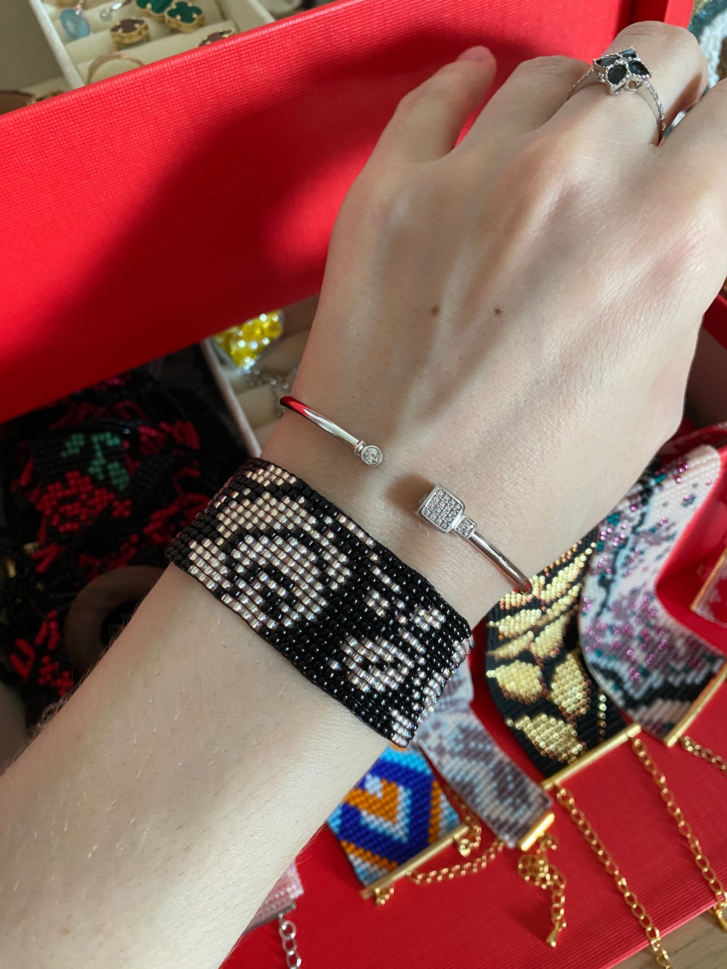 Bracelet “Black Rose”