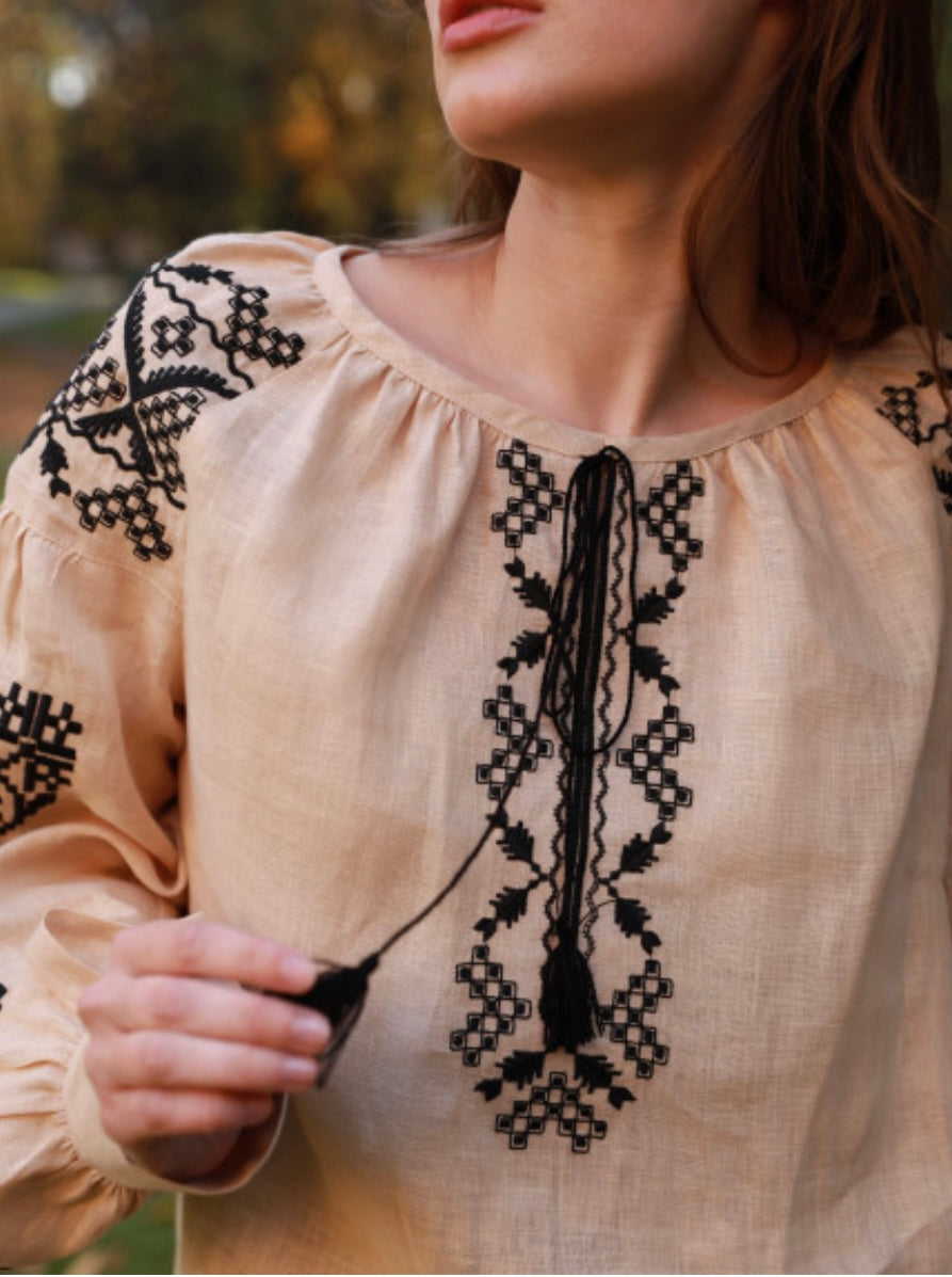 Vyshysvanka "Chornobayivka", for women